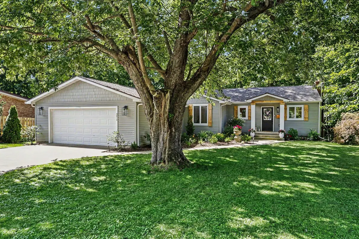 3010 Bonnie Lane, Saint Joseph, MI 49085 - #1
