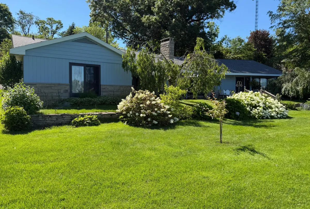55895 Inn-d-inn Drive, Dowagiac, MI 49047 - #1
