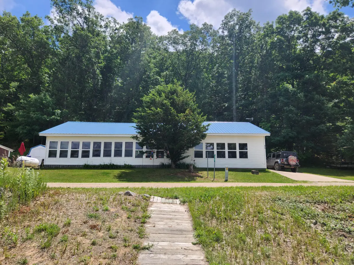4420 S Nugent View Lane, Baldwin, MI 49304 - #1