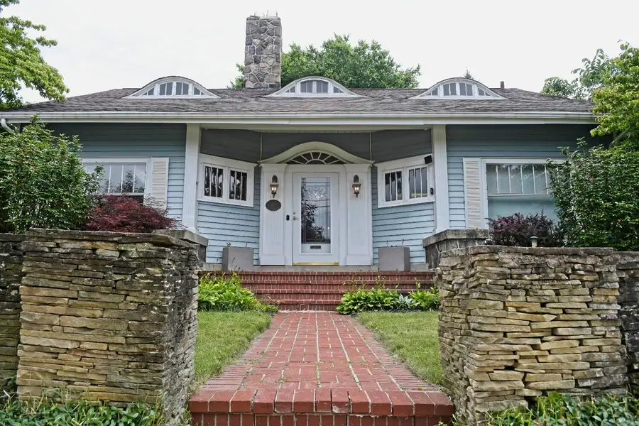 311 S Thompson Street, Jackson, MI 49203 - #2