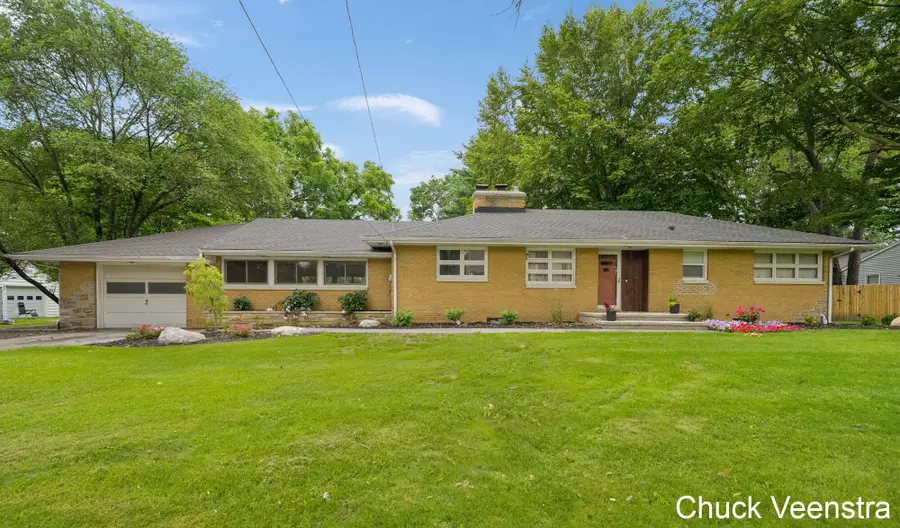 413 Sherman Street, Middleville, MI 49333 - #2