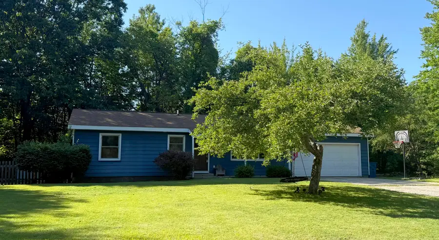 16613 Hemlock Drive, Spring Lake, MI 49456 - #2