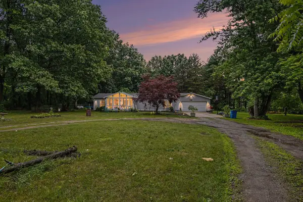 4448 E River Road, Buchanan, MI 49107