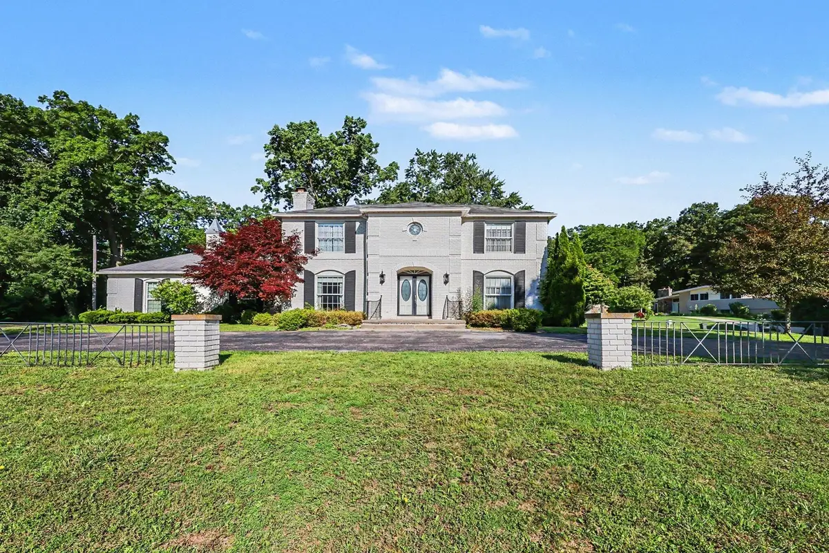 5054 Kings Gate Way, Bloomfield Hills, MI 48302 - #1