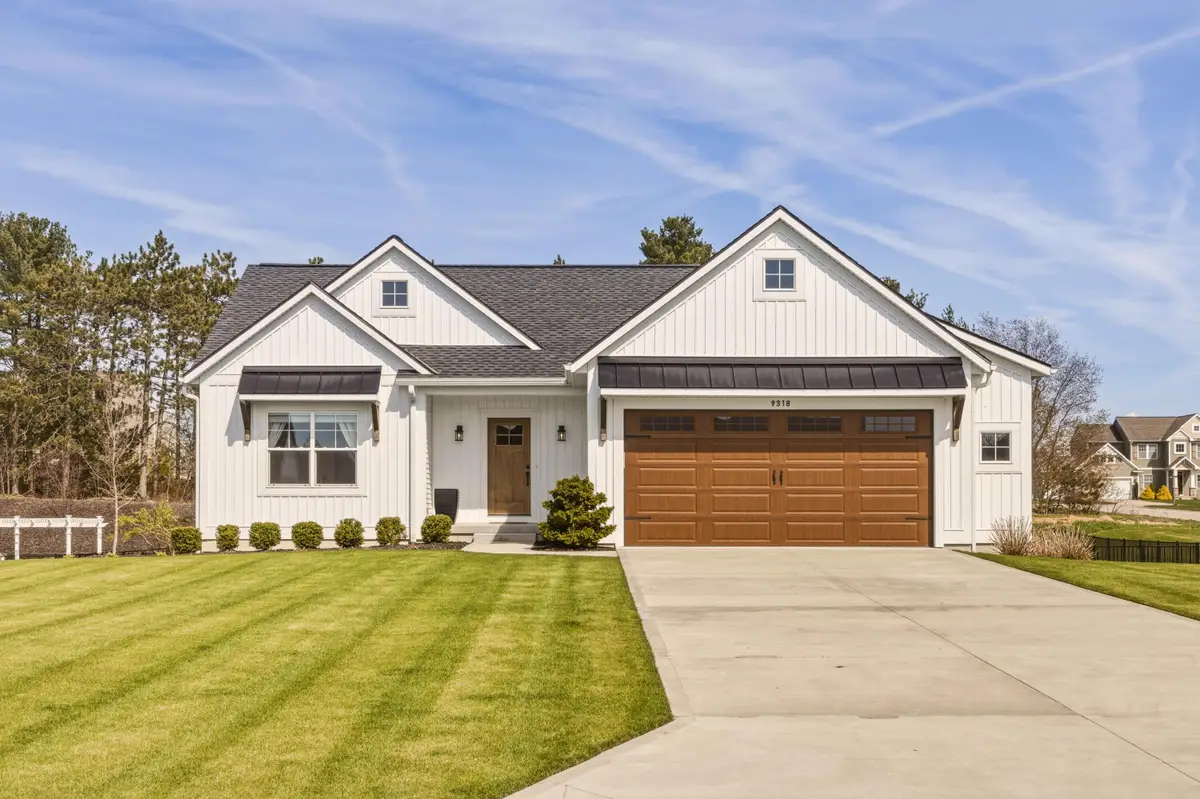 9318 Shoreway Drive, West Olive, MI 49460 - #1