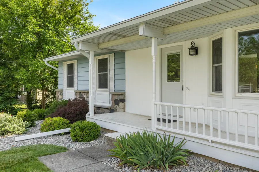 6914 Brooklyn Avenue Se, Grand Rapids, MI 49508 - #3