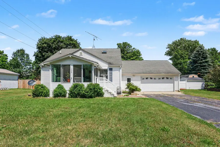 728 Ohio Avenue, Fremont, MI 49412 - #2