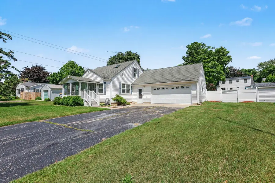 728 Ohio Avenue, Fremont, MI 49412 - #3
