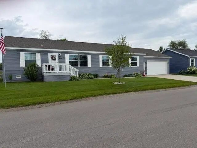 3688 Hollyfield Drive, Cedar Springs, MI 49319 - #1