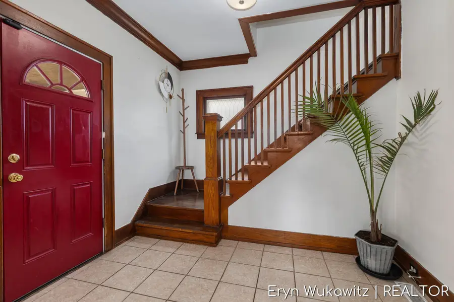 1038 Widdicomb Avenue Nw, Grand Rapids, MI 49504 - #3