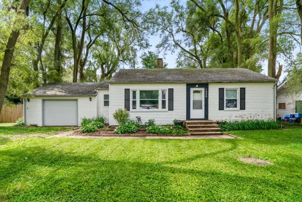 4826 Burt Avenue, Grand Ledge, MI 48837