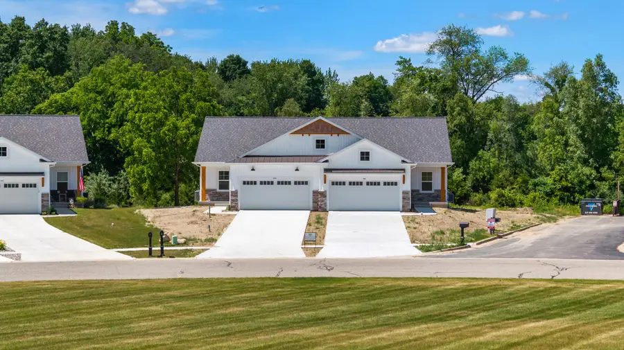 146 Ashley Court, Brooklyn, MI 49230 - #3