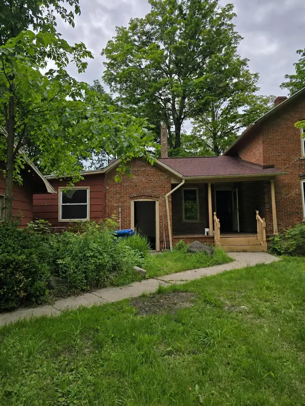 8733 S Cochran Avenue, Olivet, MI 49076
