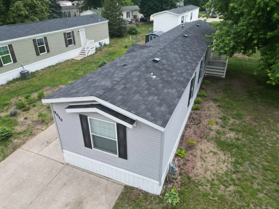 9020 4 Winds Lane W, West Olive, MI 49460 - #3