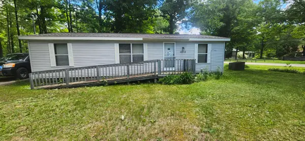 402 Northway Drive, Houghton Lake, MI 48629