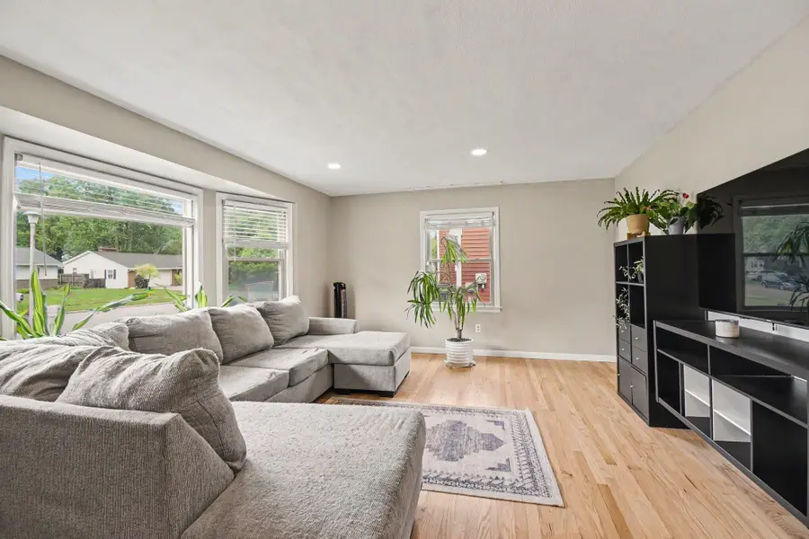 3534 Algonac Drive Sw, Grandville, MI 49418 - #3
