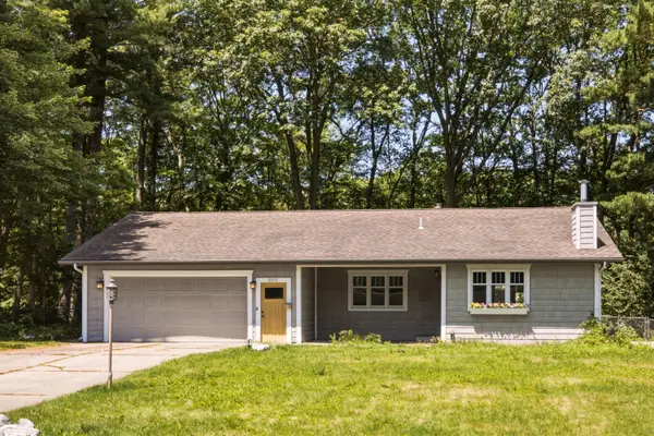 2022 W Swanson Court, Muskegon, MI 49444