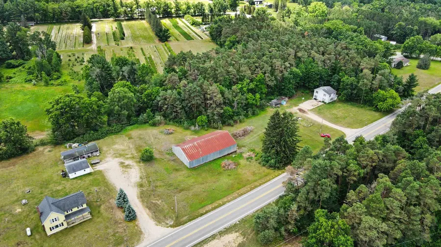1672 E Croton Drive, Newaygo, MI 49337 - #3