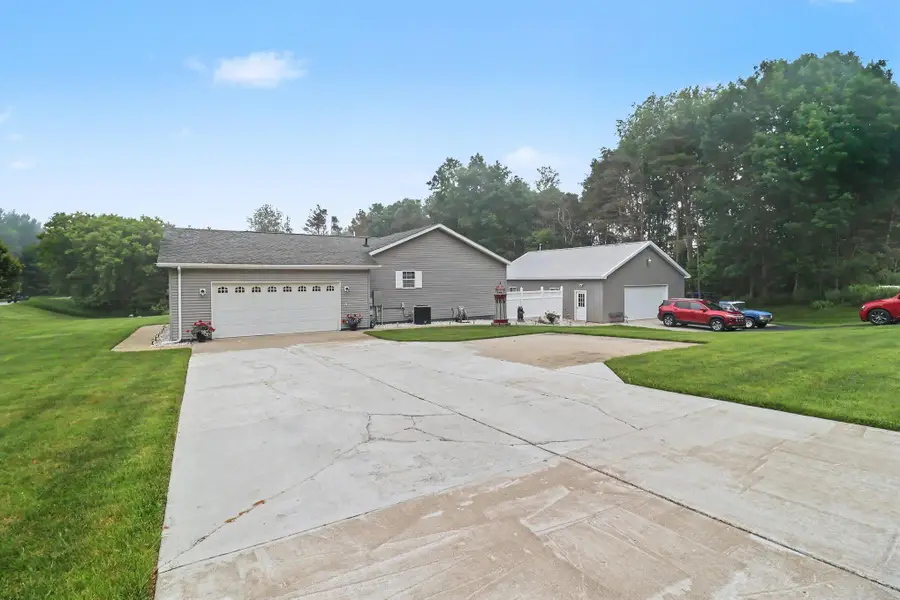 986 W Fox Farm Road, Manistee, MI 49660 - #3