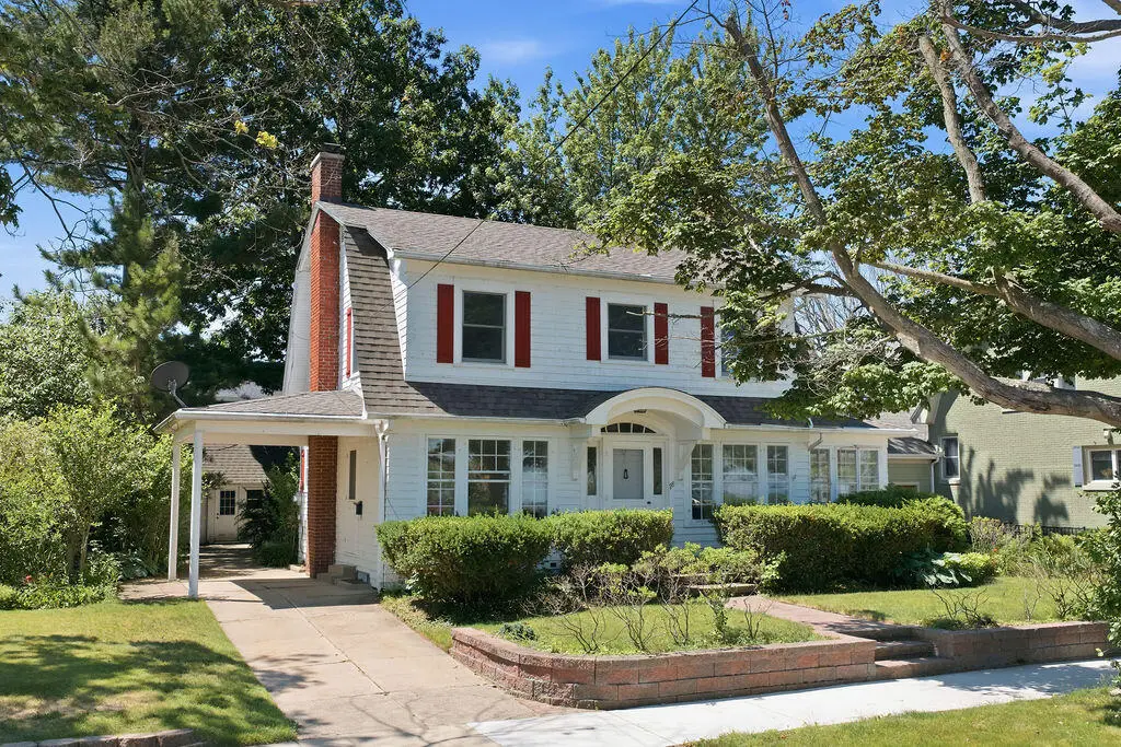 78 Van Buren Street, South Haven, MI 49090 - #1