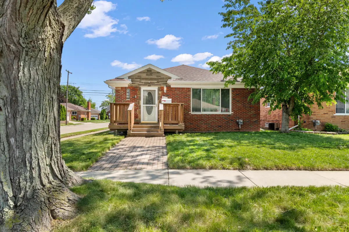 17448 Veronica Avenue, Eastpointe, MI 48021 - #1