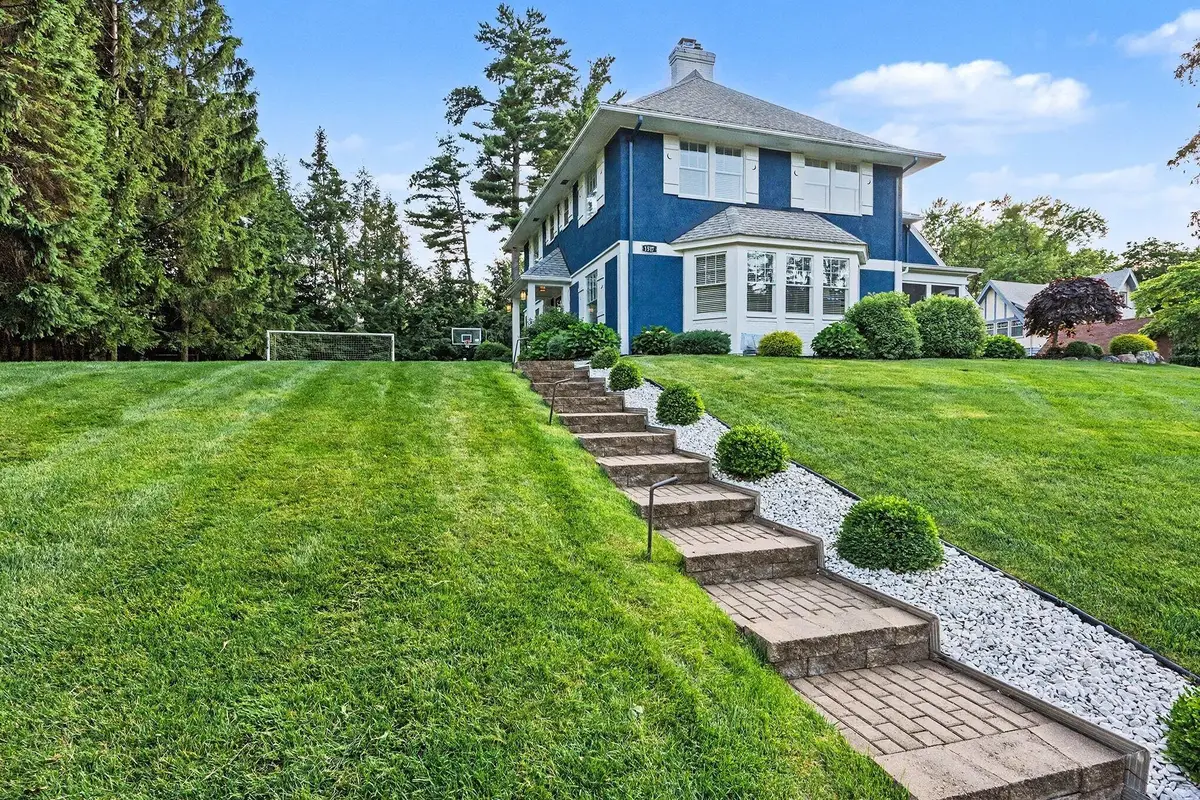 1517 Spruce Drive, Kalamazoo, MI 49008 - #1