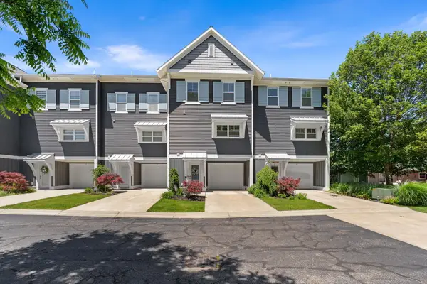 160 Keewatin Way #D, Douglas, MI 49406