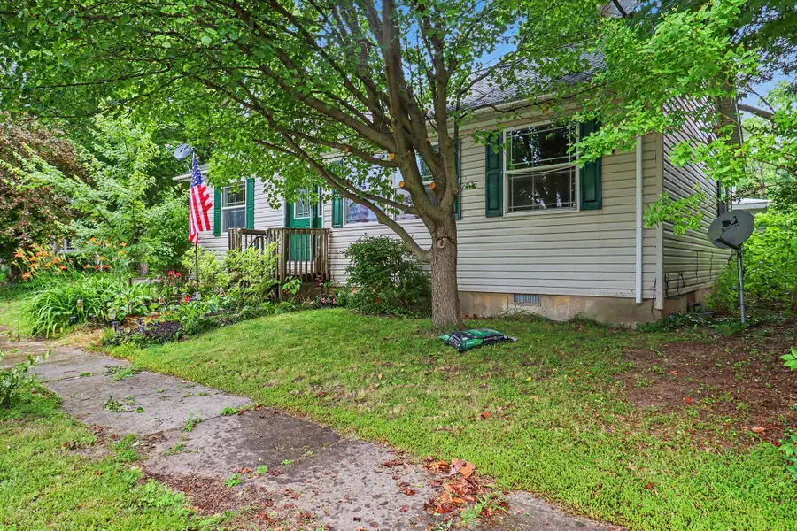 224 S Division Avenue, Fremont, MI 49412 - #3