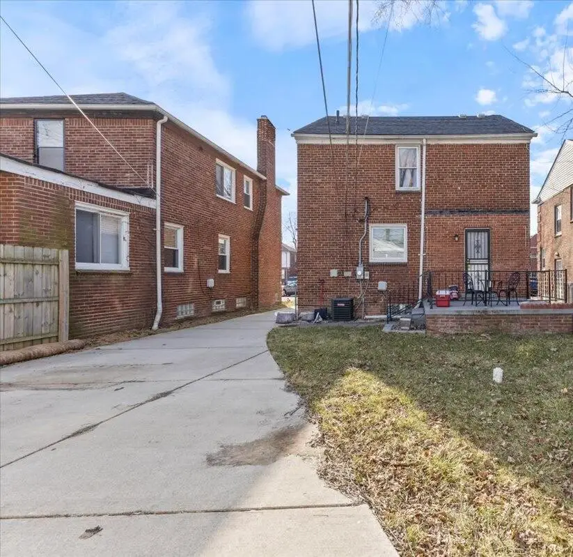 18446 Hartwell Street, Detroit, MI 48235 - #2