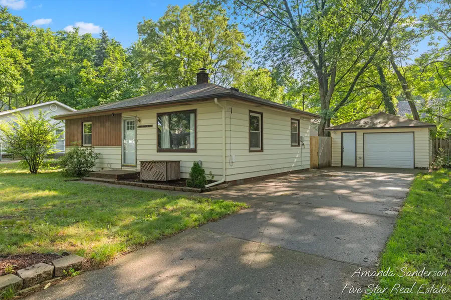 3746 Raven Avenue Sw, Wyoming, MI 49509 - #3