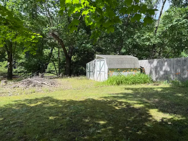 VL Hayes, Hesperia, MI 49421