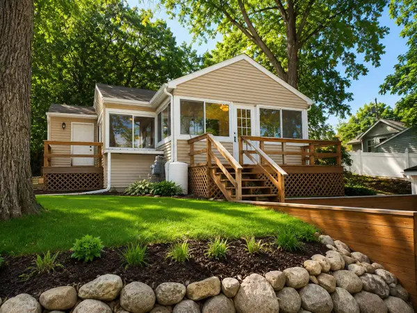 707 Buena Vista Avenue, Lake Orion, MI 48362