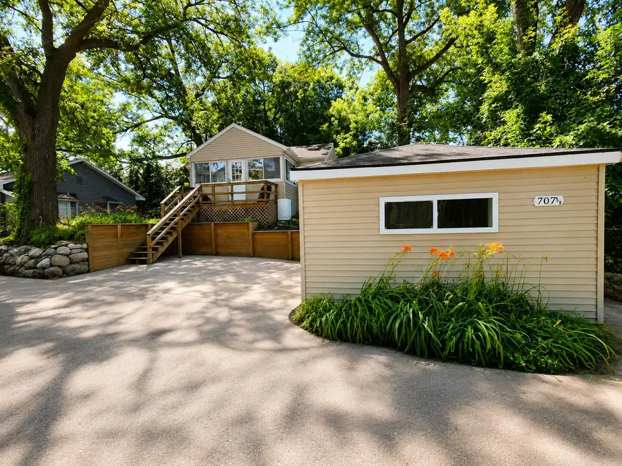 707 Buena Vista Avenue, Lake Orion, MI 48362 - #2