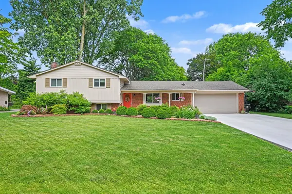32450 Chesterbrook Street, Farmington Hills, MI 48334