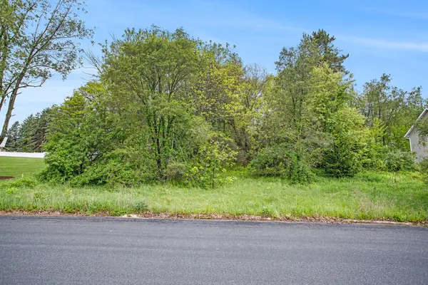 184 Shadowood Lane, Battle Creek, MI 49017