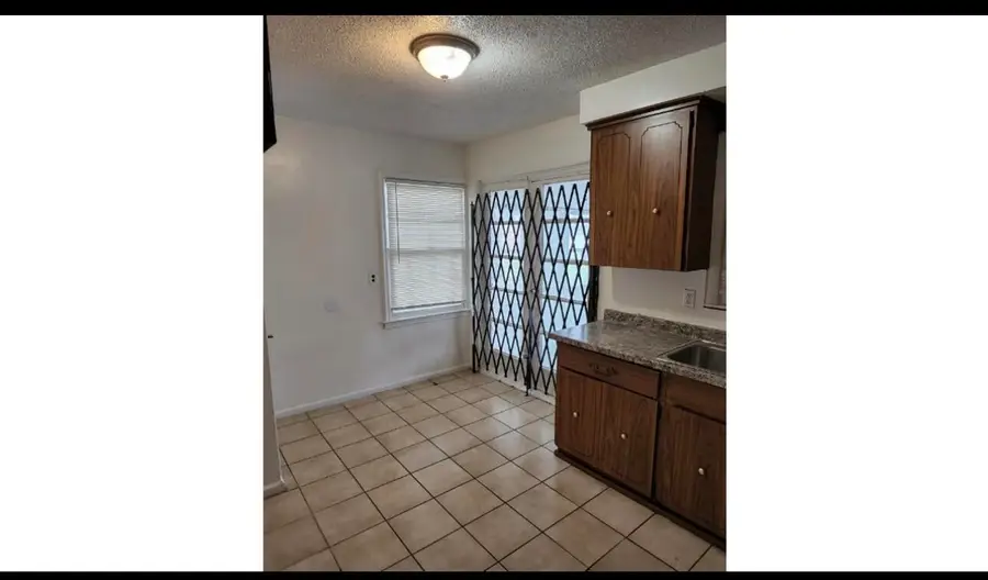 18111 Mitchell Street, Detroit, MI 48234 - #3