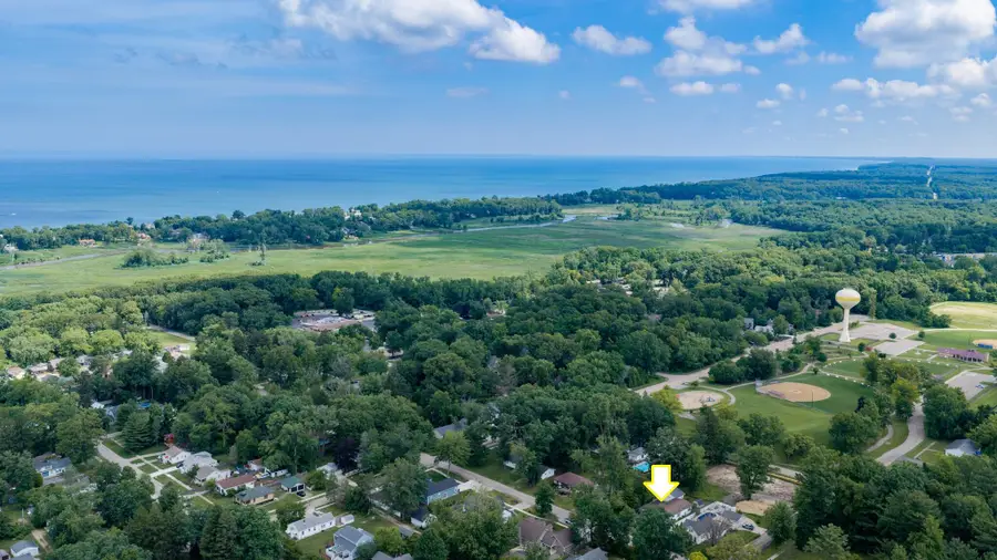227 S Jameson Street, New Buffalo, MI 49117 - #3