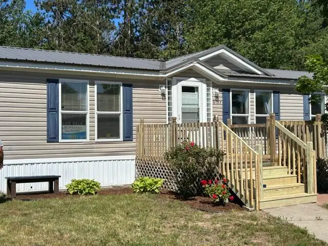 9137 Pine Lake Court, West Olive, MI 49460 - #1