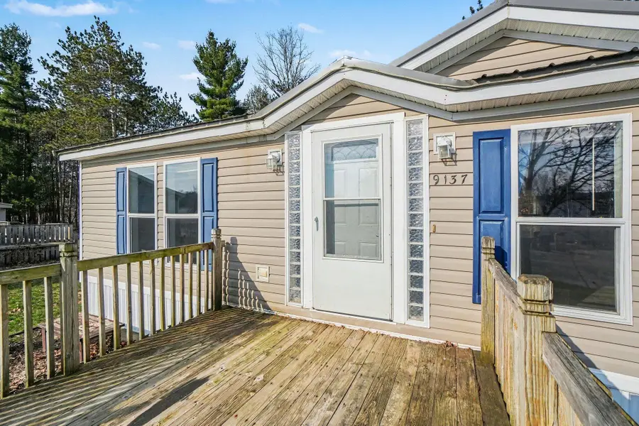 9137 Pine Lake Court, West Olive, MI 49460 - #3