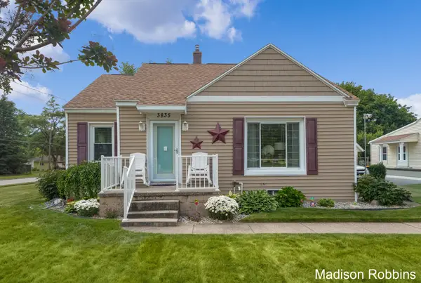 3835 Wilson Avenue Sw, Grandville, MI 49418