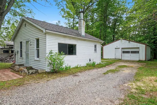 2415 W Engel Road, West Branch, MI 48661