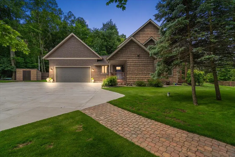 8428 W Harrison Road, Mears, MI 49436 - #3