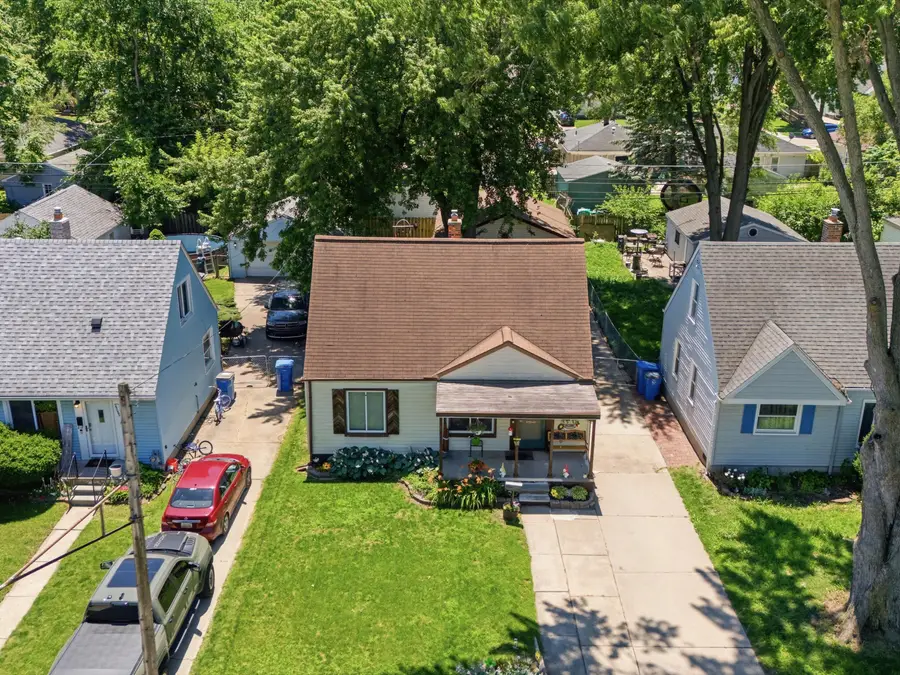 25073 Andover Drive, Dearborn Heights, MI 48125 - #3