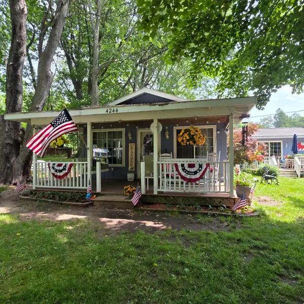 4244 S Paybowme Trail, Shelby, MI 49455