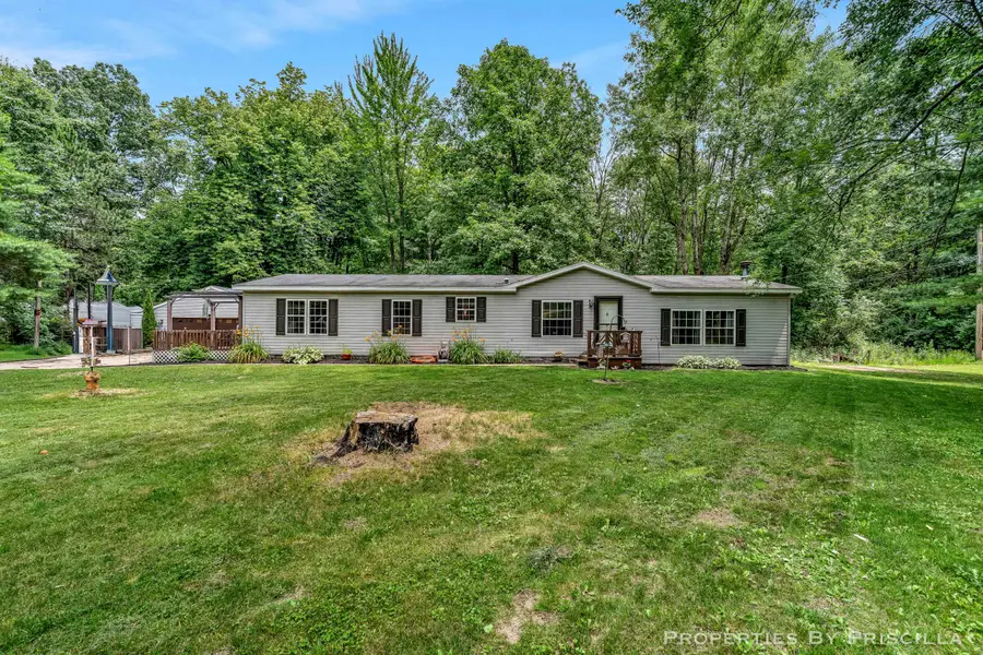 3766 Mary Avenue, Newaygo, MI 49337 - #3