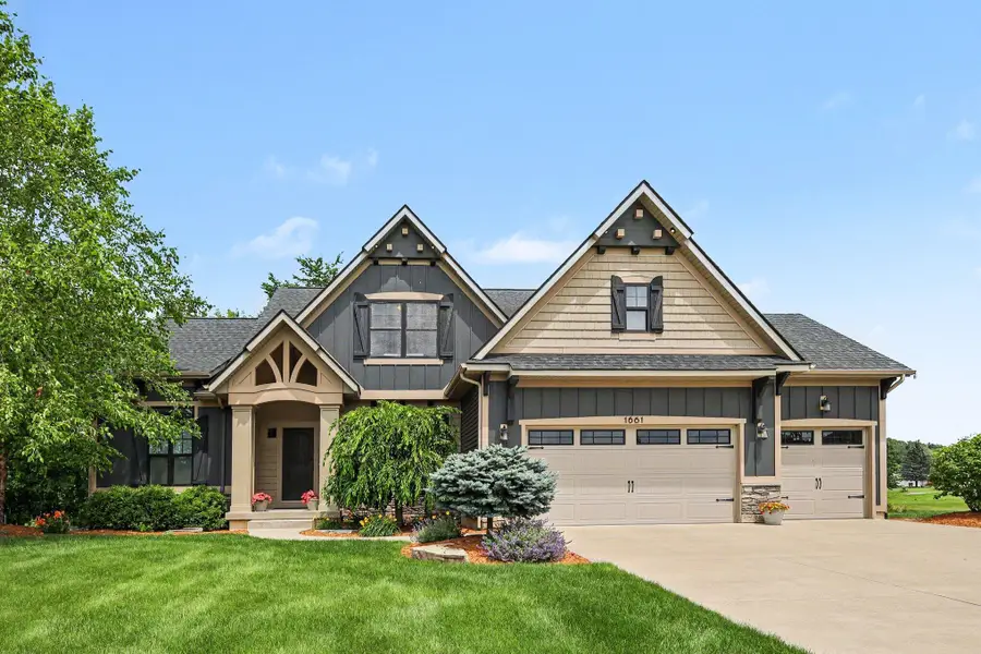 1661 Kingsland Drive Sw, Byron Center, MI 49315 - #2
