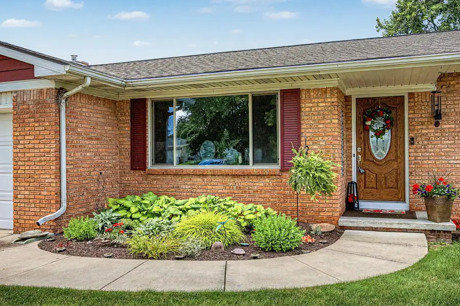 513 Stone Ridge Drive, Lansing, MI 48917 - #3