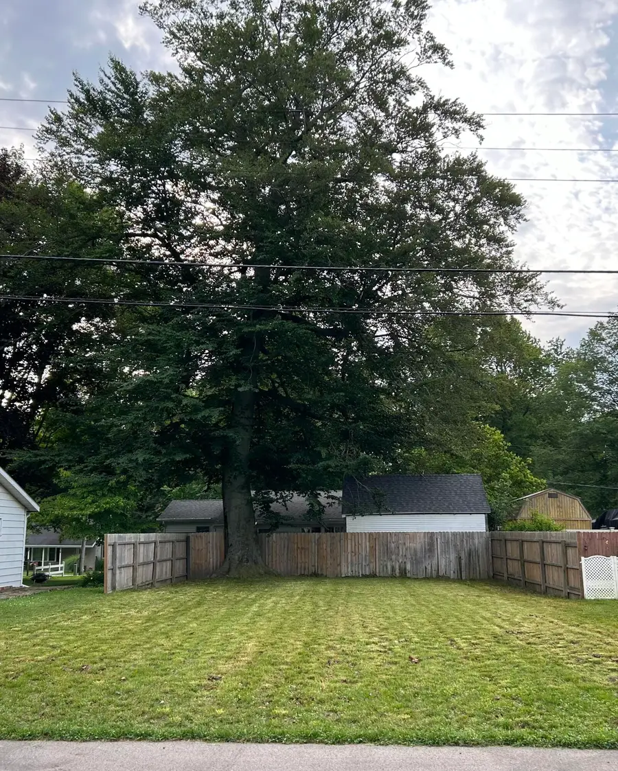 Maple Avenue, Dowagiac, MI 49047 - #2