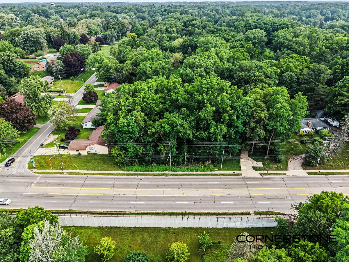 2345 Lake Michigan Drive Nw, Grand Rapids, MI 49504 - #1