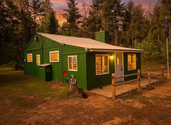 8338 E Wilderness Trail, White Cloud, MI 49349